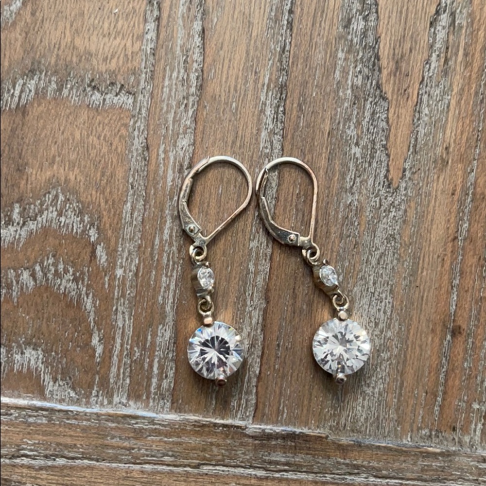 Women’s earrings 3/$10